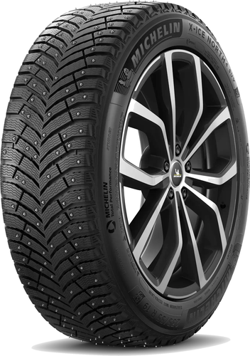 Michelin X-Ice North 4 SUV dubbdäck, snett framifrån