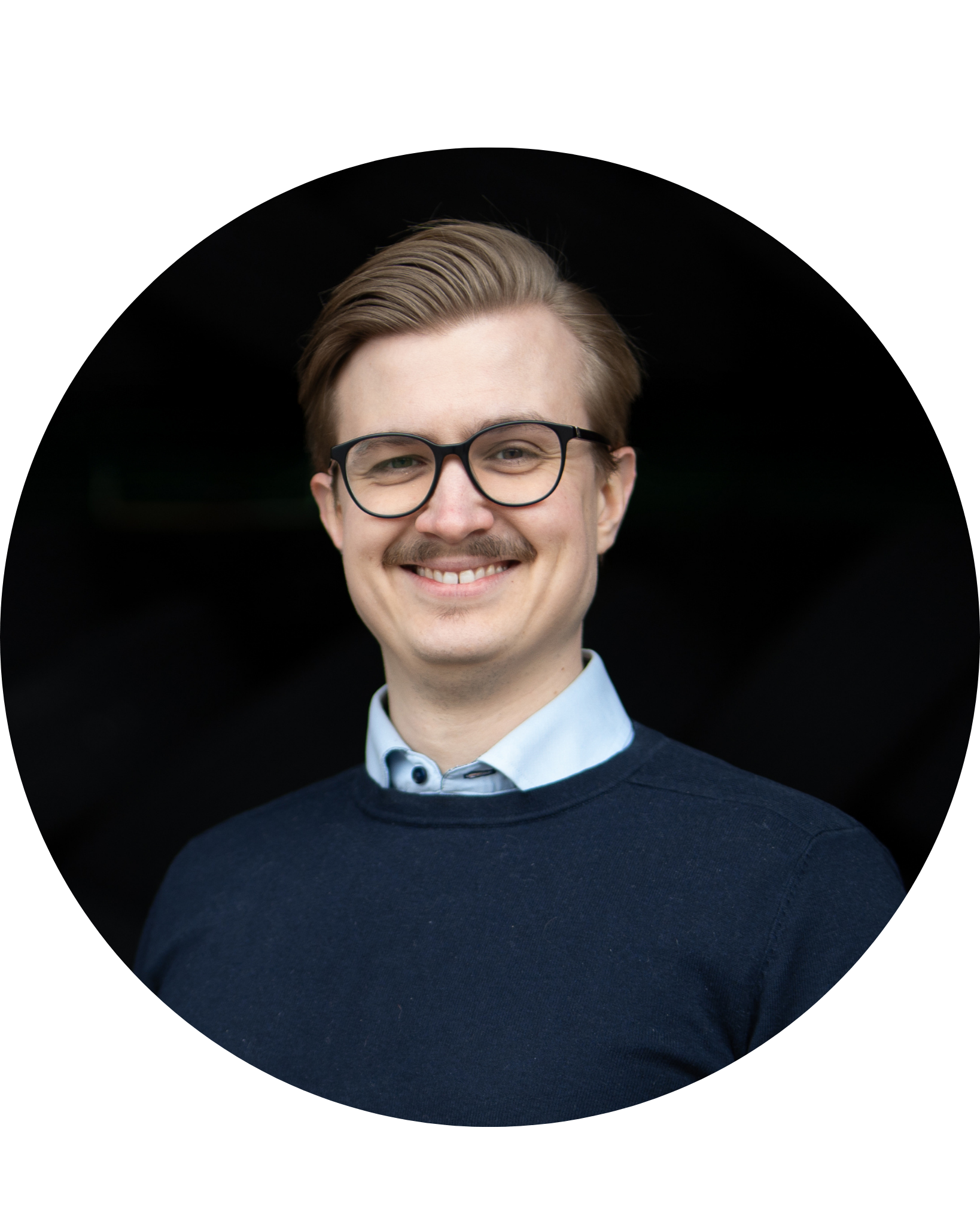 Profilbild_Henrik_2025.png