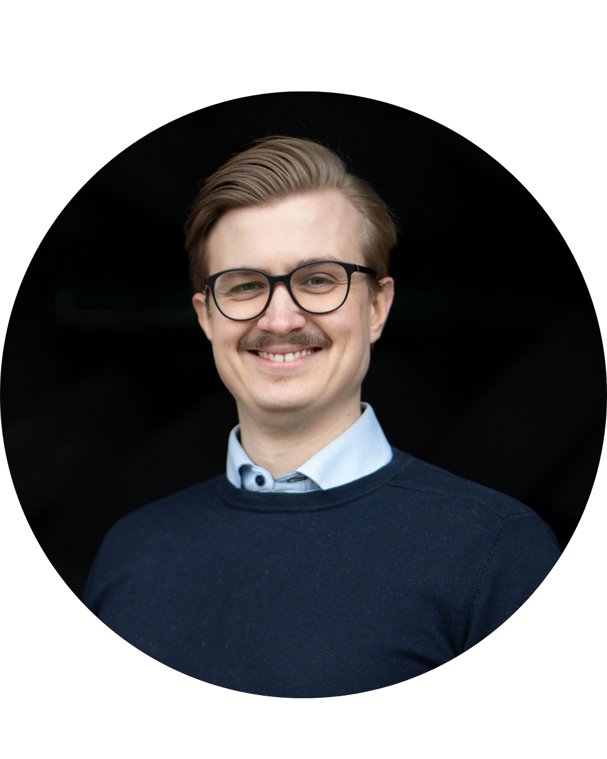 Profilbild_Henrik_2025.png
