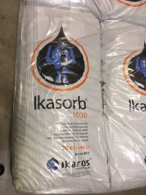 ABSODAN SÄCK 20Kg  (Tar hand om spill av olja mm)