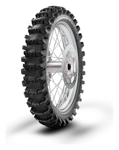 Pirelli Scorpion MX Soft motocrossdäck, snett framifrån